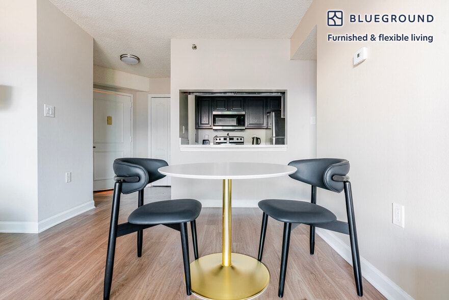 Building Photo - 2140 L St NW