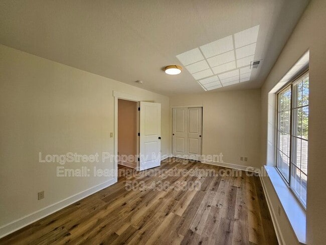 Building Photo - 11819 SW 60th Ave