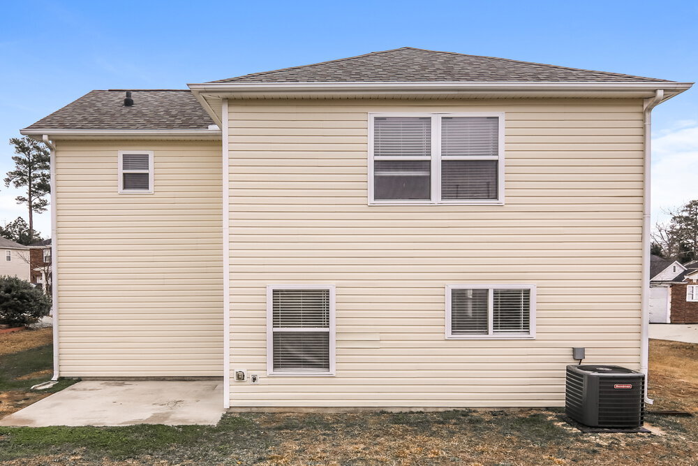 Building Photo - 3748 Tryon Ridge Dr