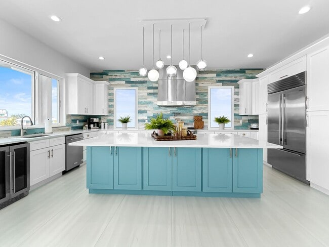 Building Photo - Waterfront Johns Pass Luxury | Steps to Beach + Pool, Hot Tub & Dock