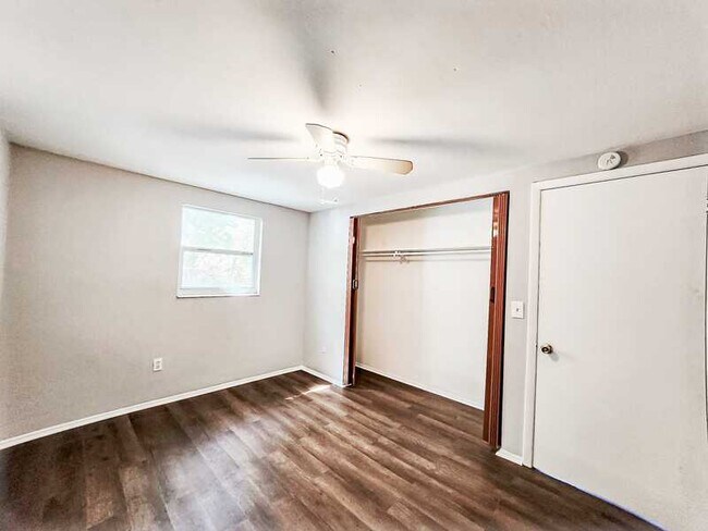 Building Photo - 2611 41st Ave N