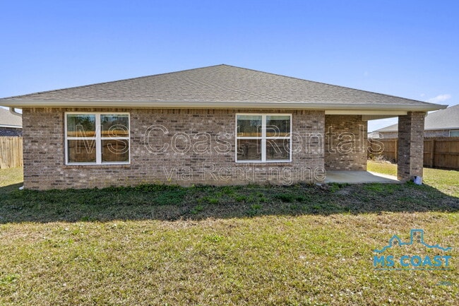 Primary Photo - 15236 Cypress Way