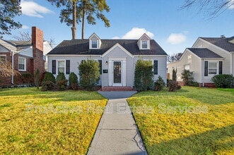 Building Photo - 1329 Cedar Ln