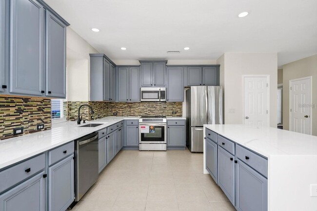 Building Photo - 3170 Zaharias Dr