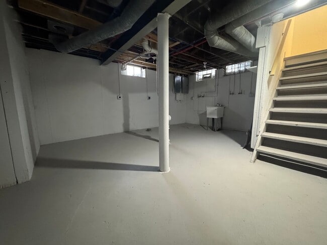 Building Photo - 3627 Lindholm Rd