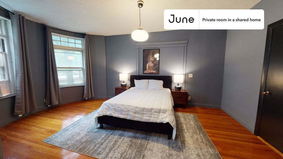Primary Photo - Private bedroom in 3 bed/1 bath Home