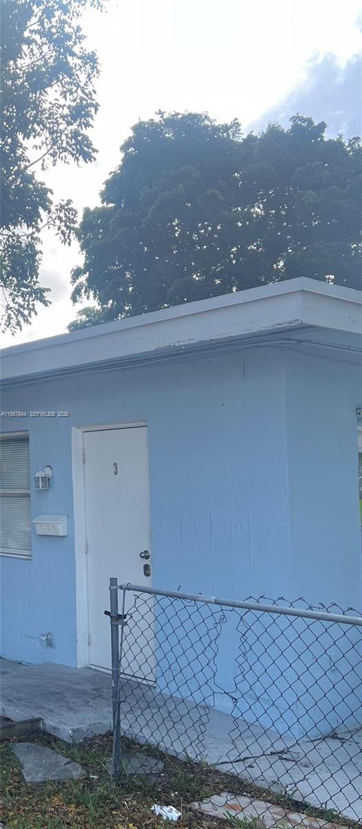 Building Photo - 2118 N 19th Ave