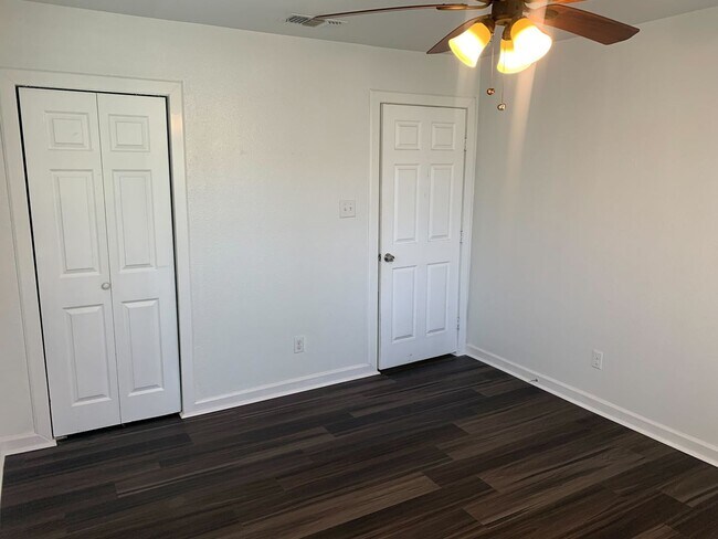 Building Photo - *COMING SOON* Spectacular 3 bedroom HOME