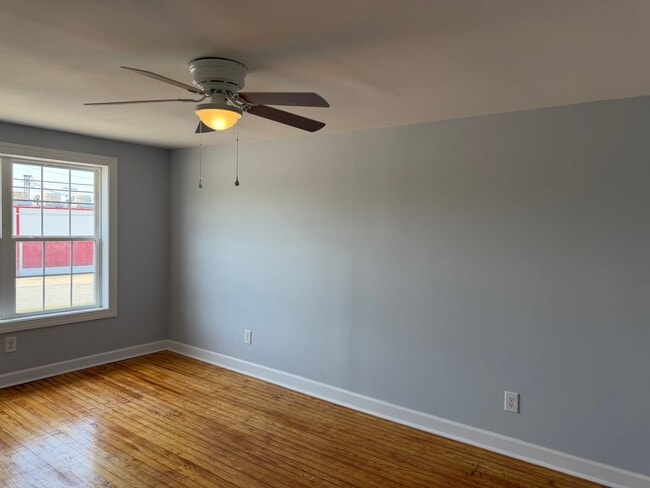 Building Photo - 1611 St Andrew St