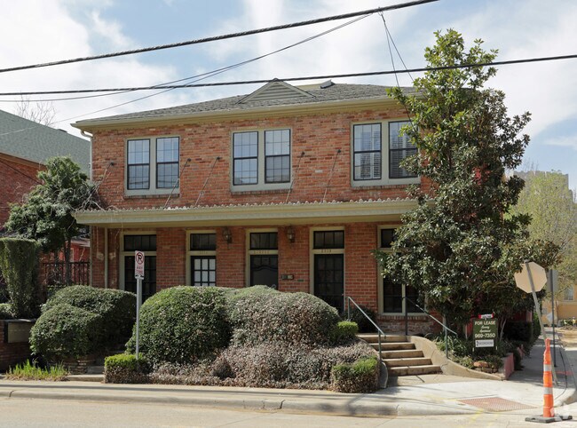 Primary Photo - 2321 Routh St