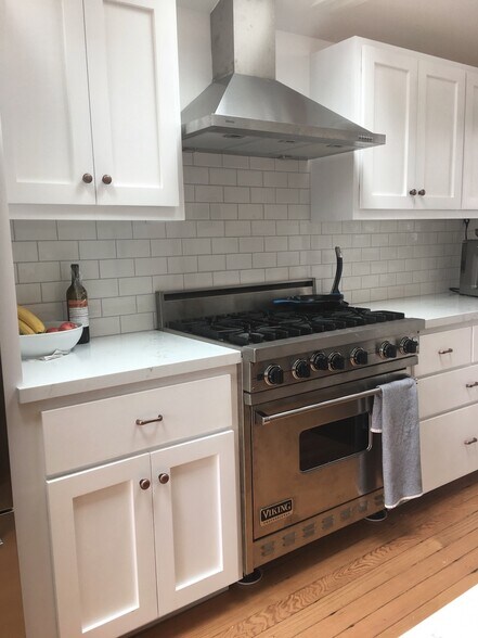 Building Photo - 14 St Jude Rd