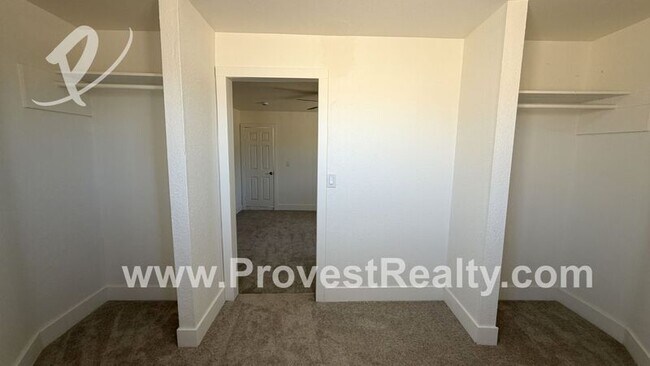 Building Photo - 9626 Buena Vista St