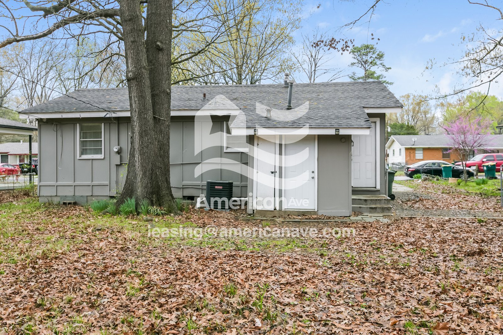 Building Photo - 7801 Bradley Dr