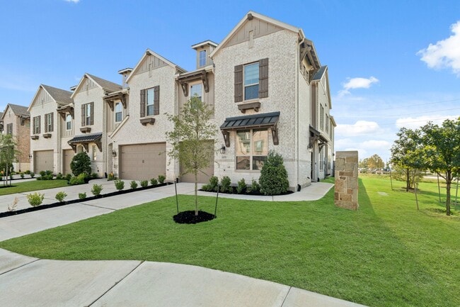 Building Photo - 6579 Scarlet Pond Ln