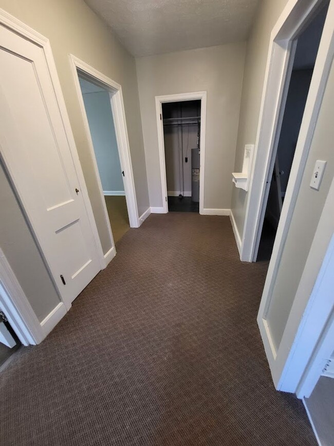 Building Photo - Remodeled 2 Bedroom 1 Bath Brick Duplex