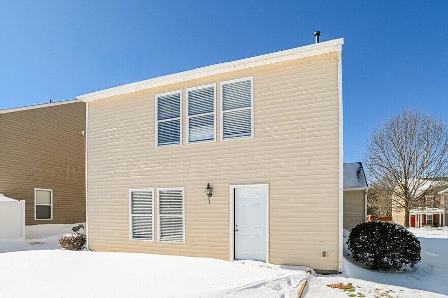 Building Photo - 1589 Matthew Allen Cir
