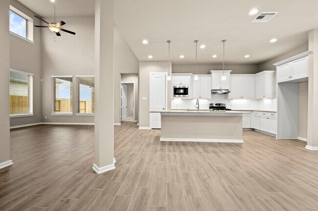 Building Photo - 29618 Mahogany View Ln