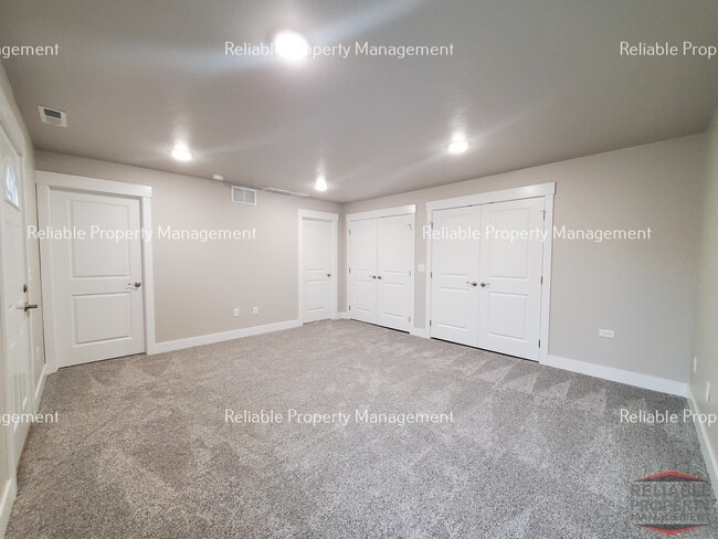 Building Photo - 1654 Ammon St