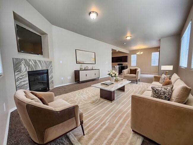 Primary Photo - Spacious 3-Bedroom Home – Stunning Views &...