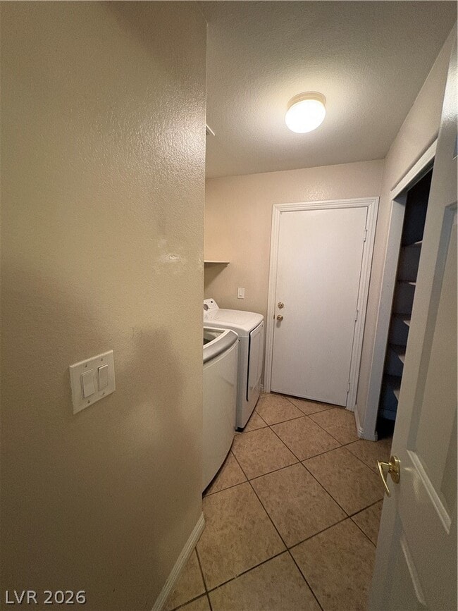 Building Photo - 8896 Frasure Falls Ave