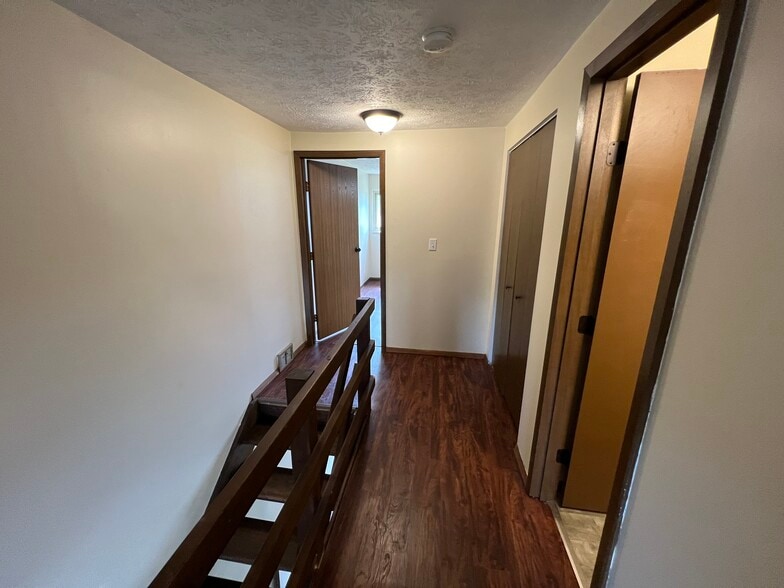 Building Photo - 5215 Cline Rd