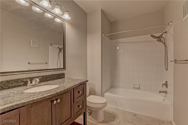 Building Photo - 1621 Queen Victoria St