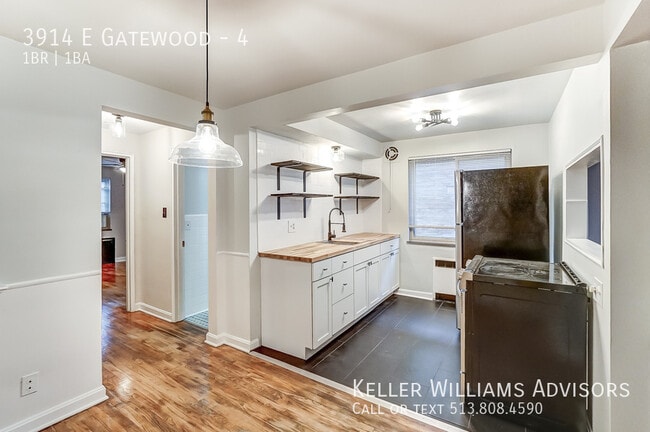 Building Photo - 3914 E Gatewood-4