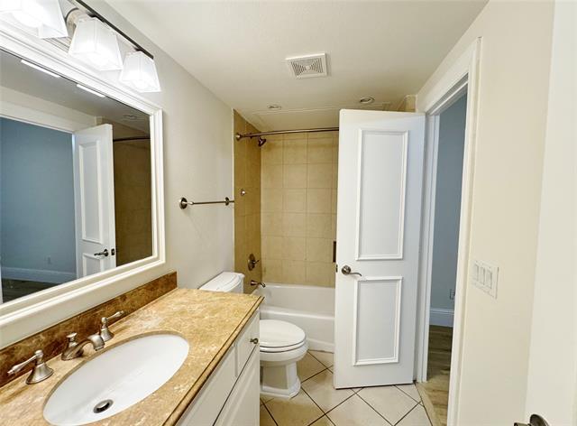 Building Photo - 4144 Grassmere Ln