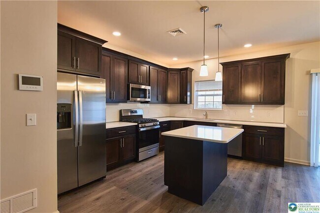 Building Photo - 6653 Stein Way