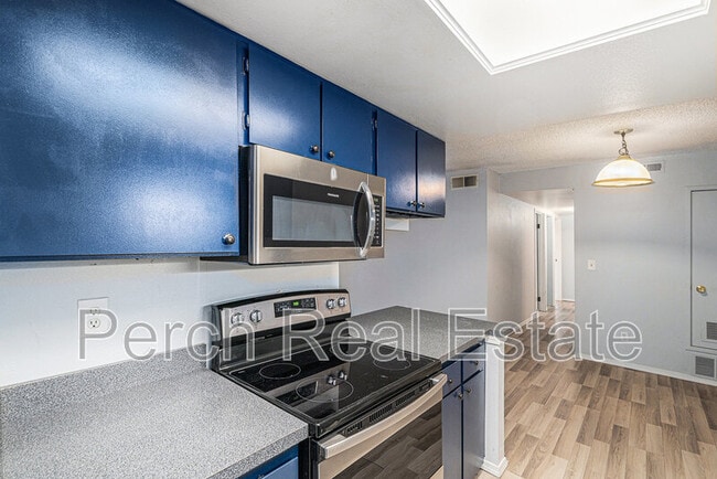 Building Photo - 14424 E Colorado Dr