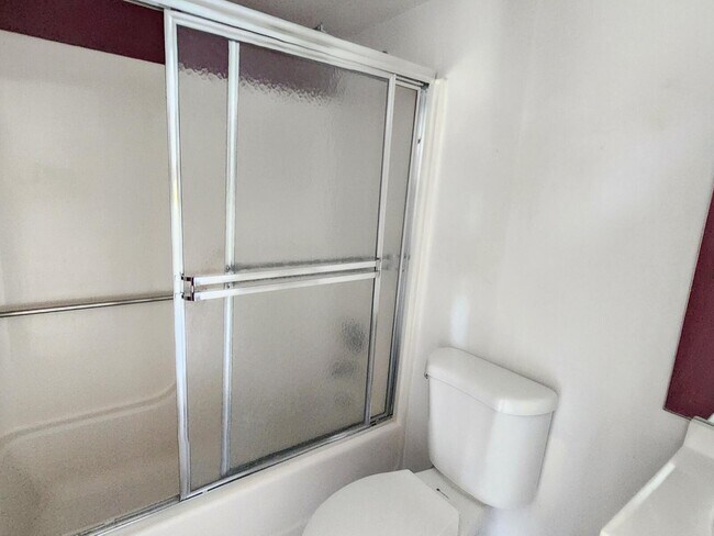 Building Photo - 7149 Golf Colony Ct