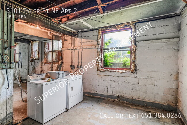 Building Photo - 3101 NE Tyler St