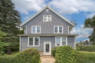 Building Photo - 1216 Halstead Ave