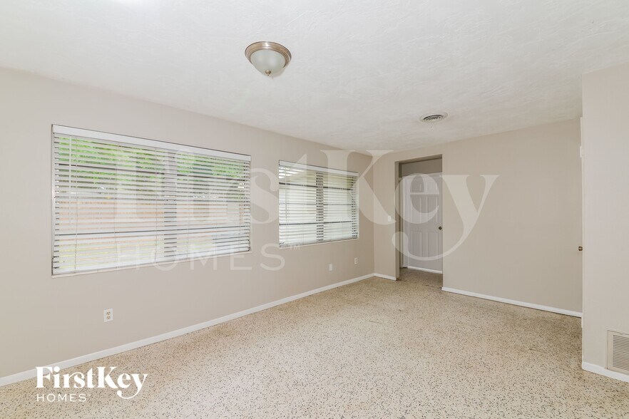 Building Photo - 4516 56th St W