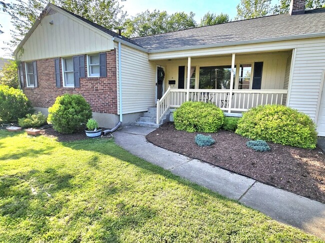 Building Photo - 16 Brightview Dr