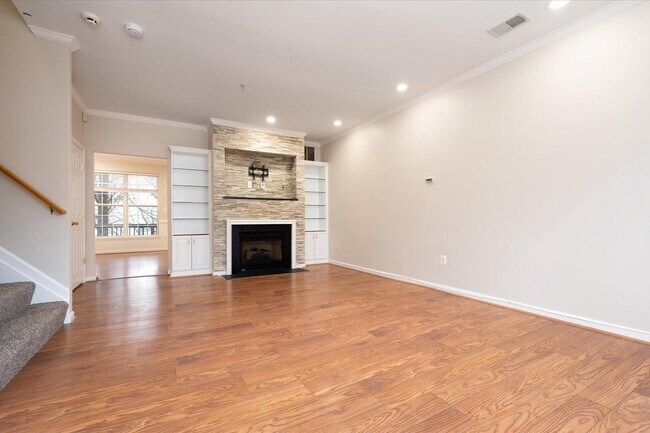 Building Photo - 77 Harbour Heights Dr