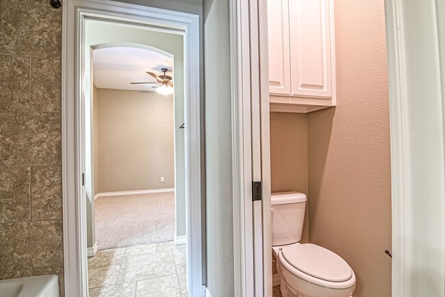 Building Photo - 4304 Saltillo Ct