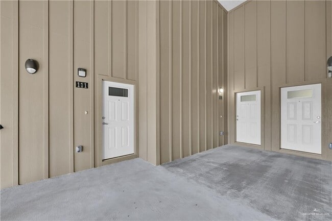 Building Photo - 16 N 23rd St