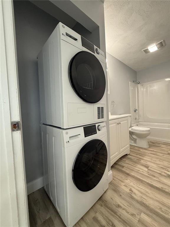 Building Photo - 60 Esten Ave