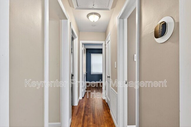 Building Photo - 3601 Normandy Rd