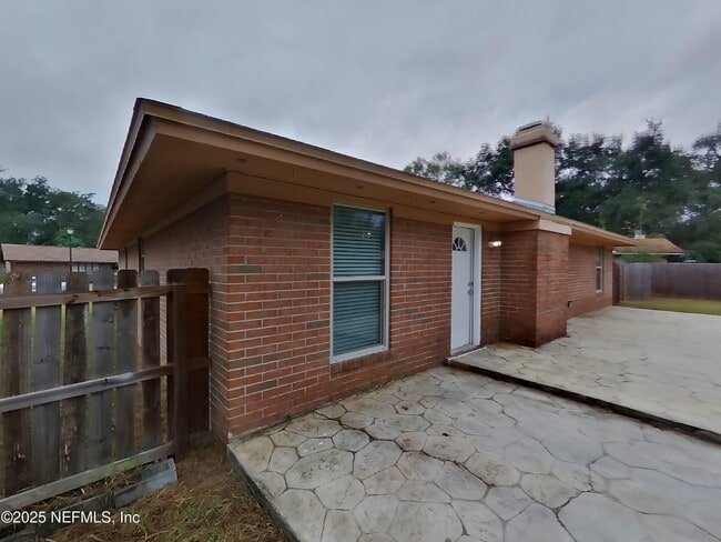 Building Photo - 6047 Carla Ct