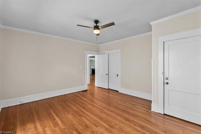 Building Photo - 213 Westover Terrace