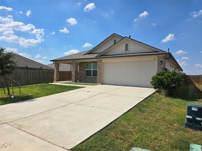 Building Photo - 101 Stellamar Dr
