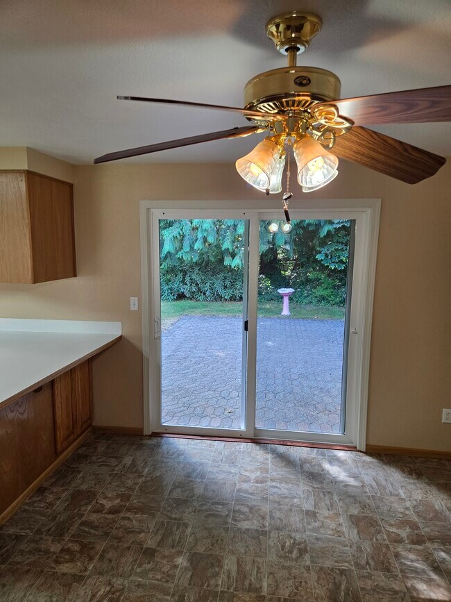 Patio from dining room - 25119 237th Ct Se