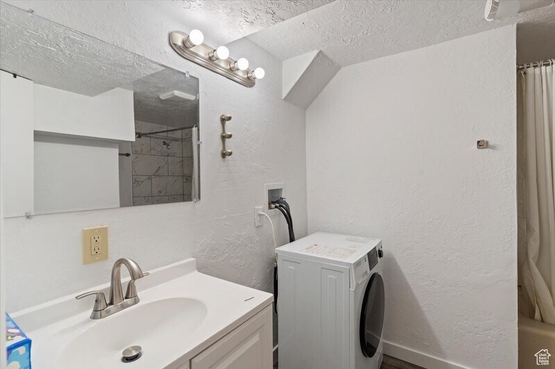 Building Photo - 475 W 2400 S