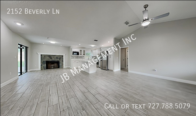 Building Photo - 2152 Beverly Ln