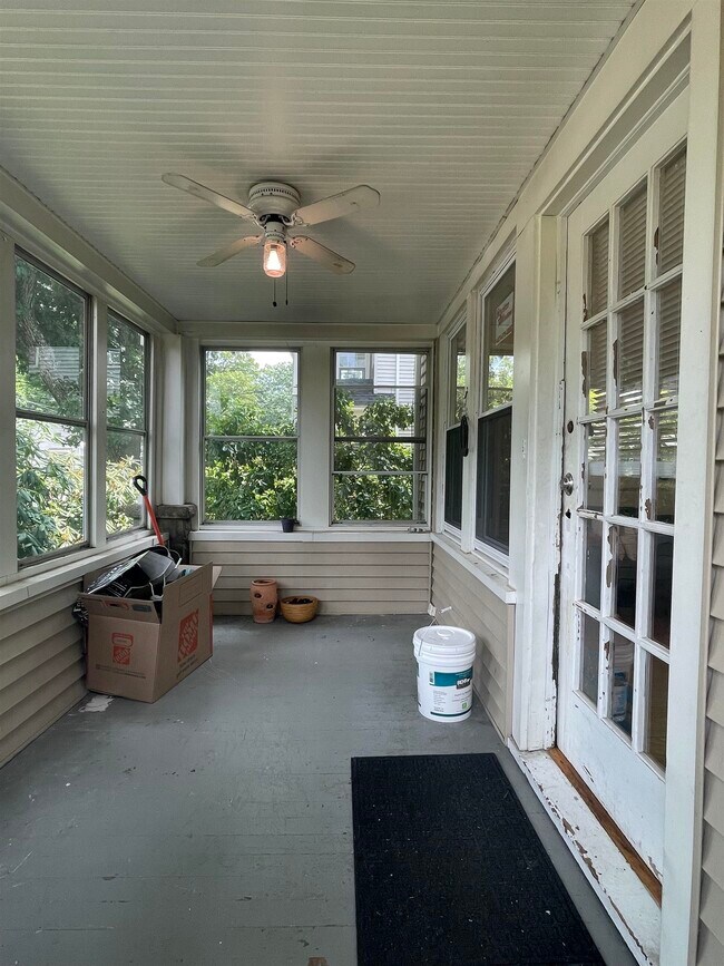 Building Photo - 134 Highland Ave
