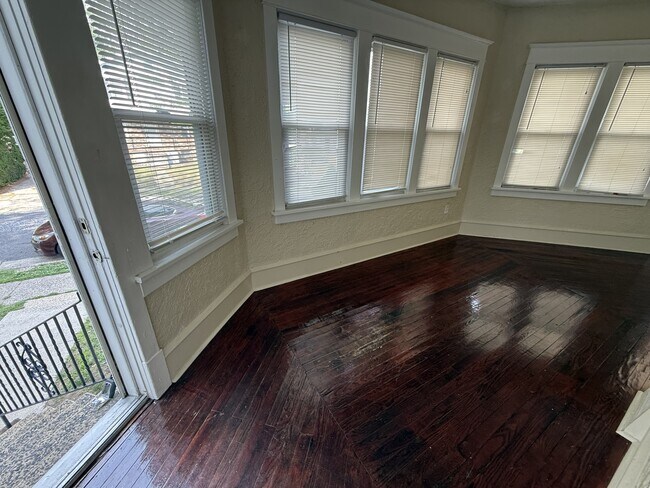 Building Photo - 2445 43rd St