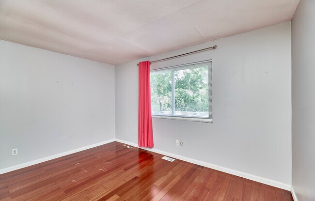 Building Photo - 15481 Duxbury Way