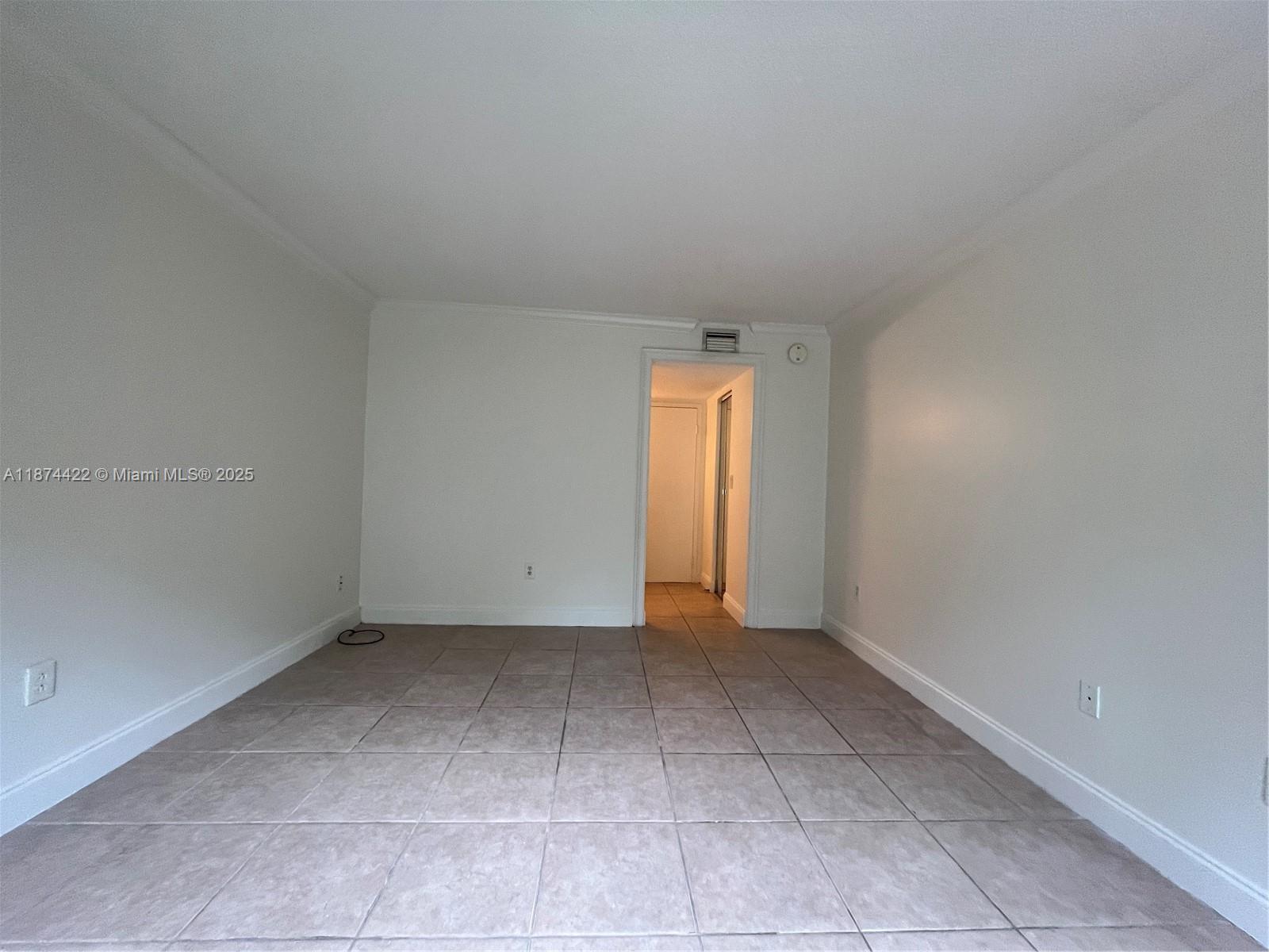 Building Photo - 4354 NW 9th Ave